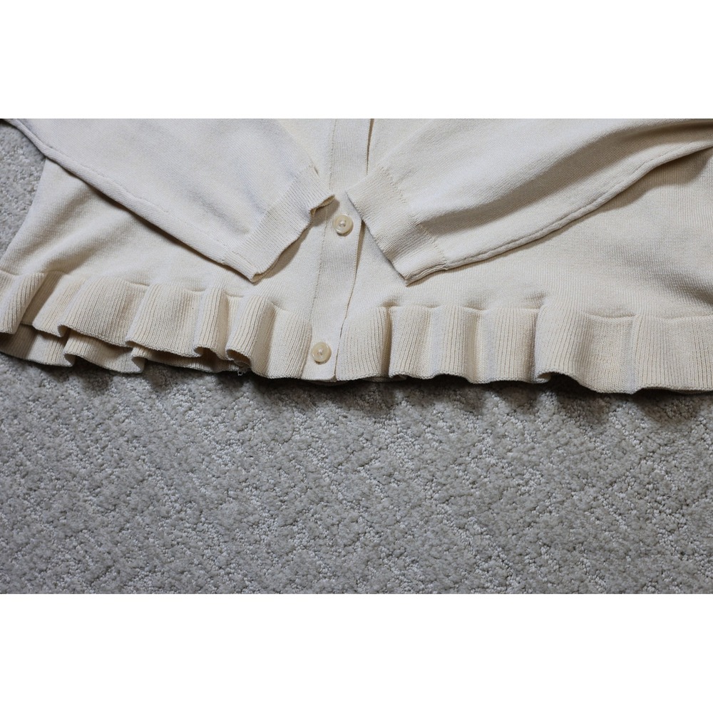 A New Day Ivory Ruffle Hem Cardigan Sweater Crew Neck Cream Medium NWT - Picture 2 of 6